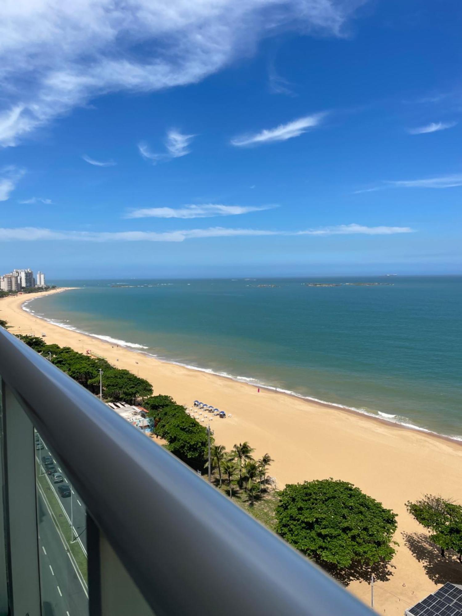 Flat Frente Mar Com Varanda *